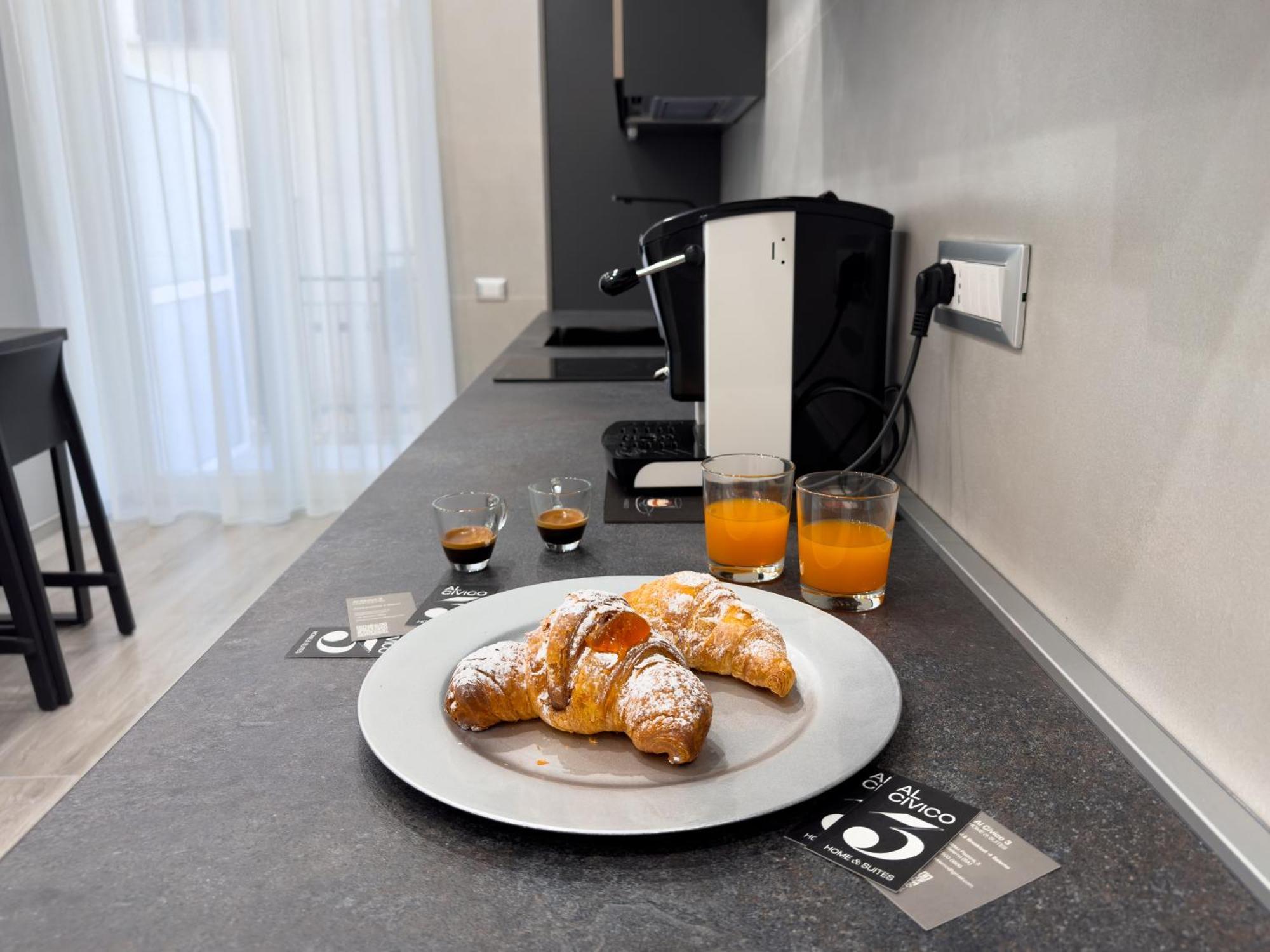 Al Civico3 Home & Suites 萨莱诺 外观 照片
